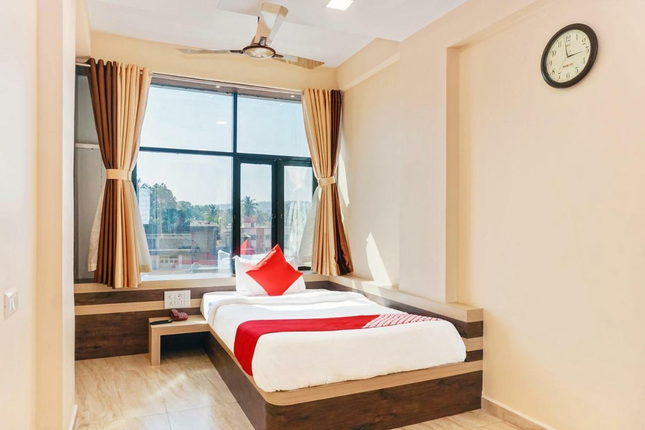Oyo 29634 Hotel Navalai Pride Ratnagiri Ngoại thất bức ảnh