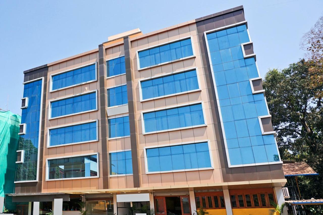 Oyo 29634 Hotel Navalai Pride Ratnagiri Ngoại thất bức ảnh